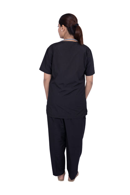 RELAX FIT SCRUB WOMEN (BLACK)